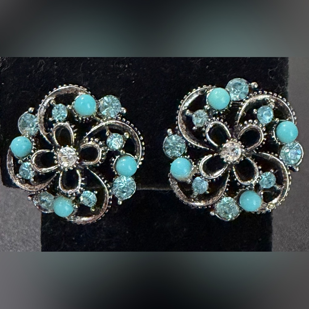 Vintage Chic Silver and Blue Gemstone Earrings